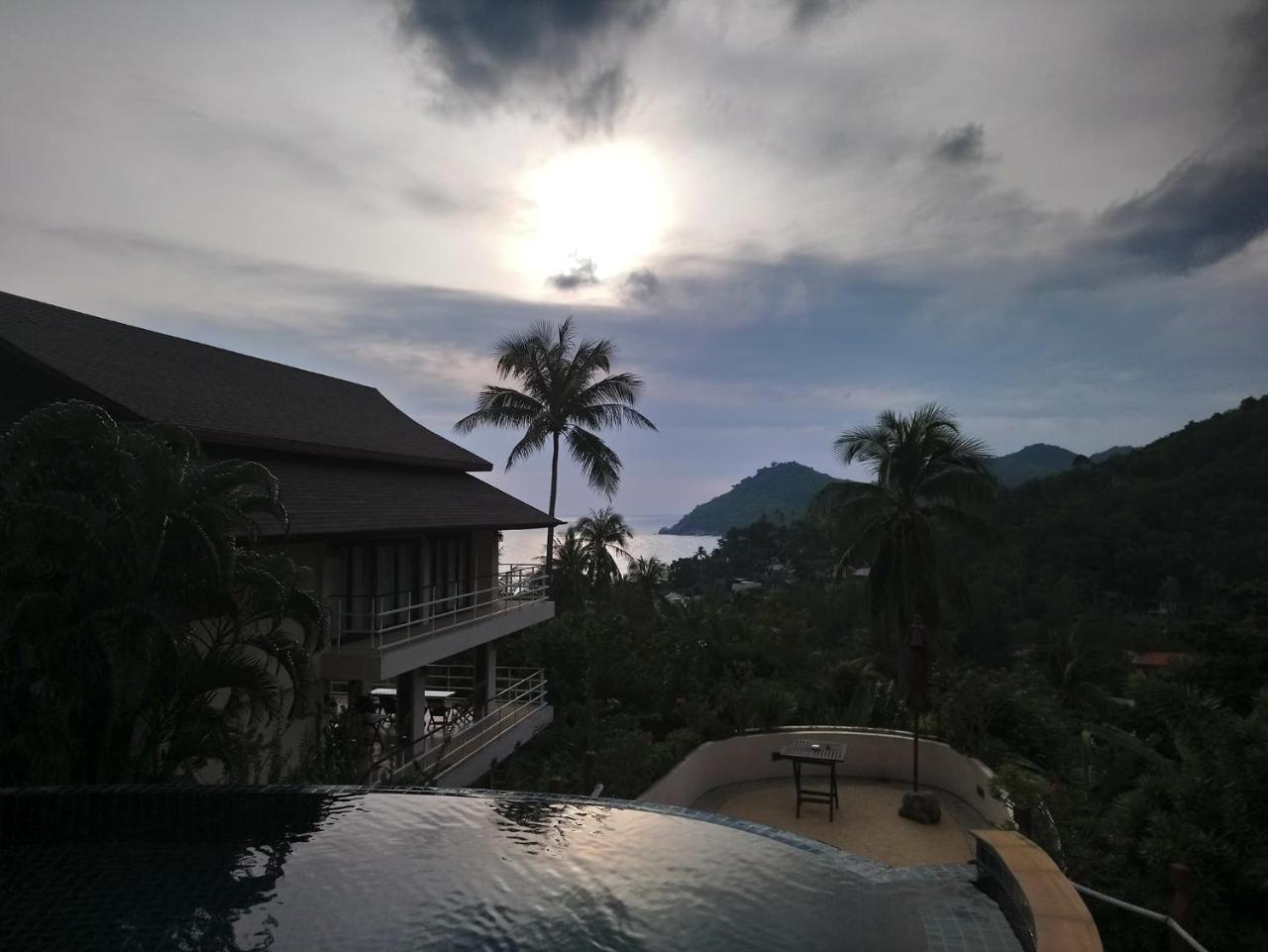 Koh Phangan Pavilions Serviced Apartments Тхонґнайпанной Екстер'єр фото